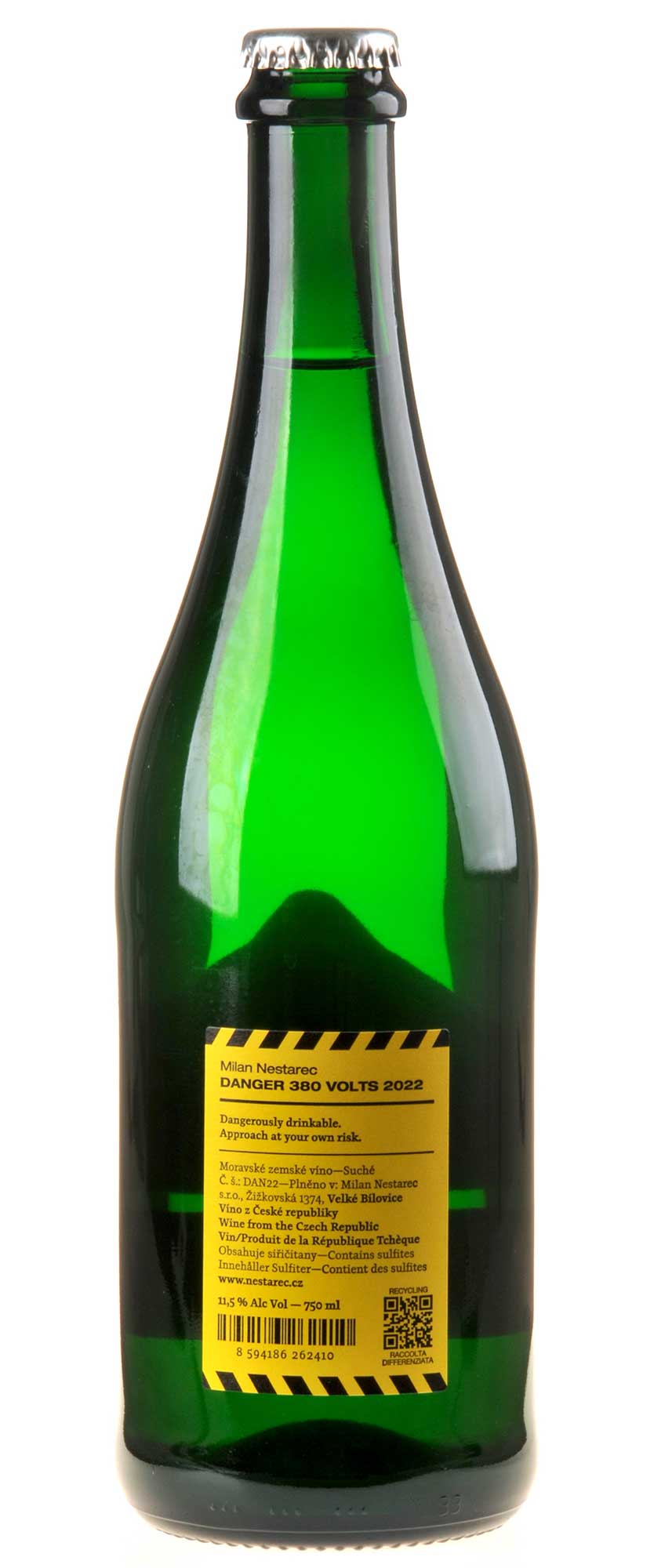 Milan Nestarec Danger 380 Volts 2022 Rücketikett