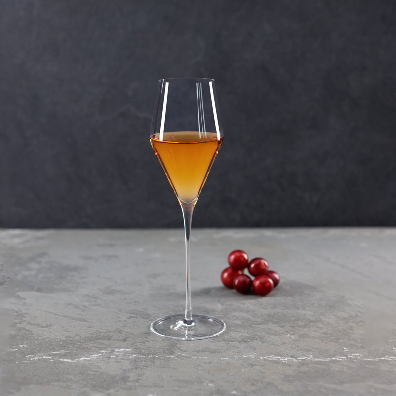 Bild Glas Sine Vino Verjus Traube Isabella mit Vorschlag Speisebegleitung